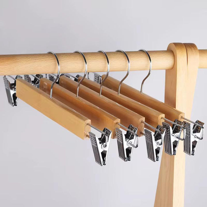 Lisslune | Wooden hangers 10 pieces with clips