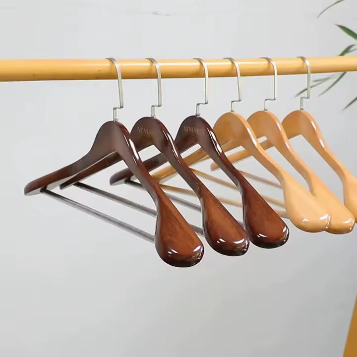 Lisslune | Width Wooden Hangers 10 Pieces