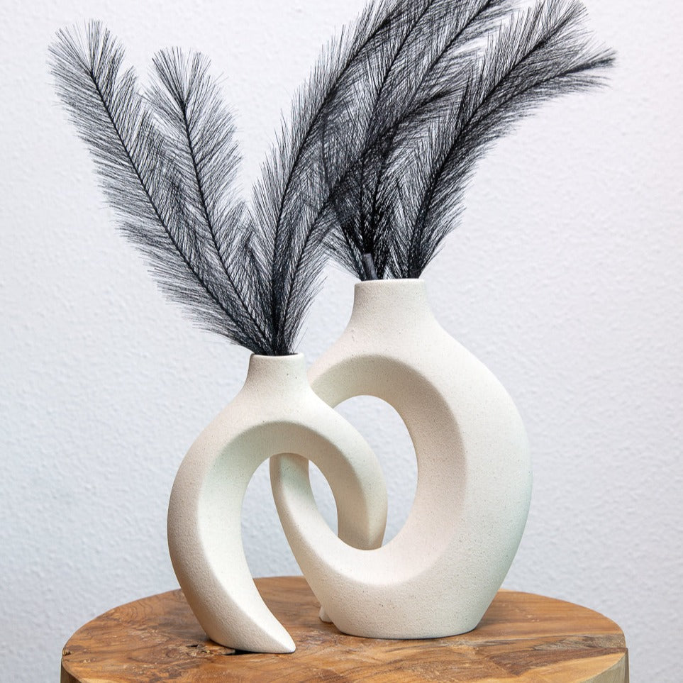 Lisslune | Gleora Intertwined Ceramic Flower Vase – Elegant Decorative Centrepiece for Modern & Classic Interiors