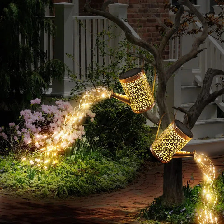 Lisslune | Solar Watering Can Lamp