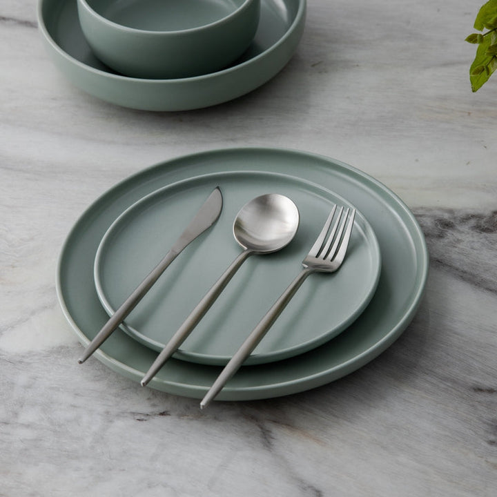 Lisslune | Minimalist Flatware Set – 20-Piece Titanium-Coated Stainless Steel Cutlery | Modern Matte Finish for Elegant Dining
