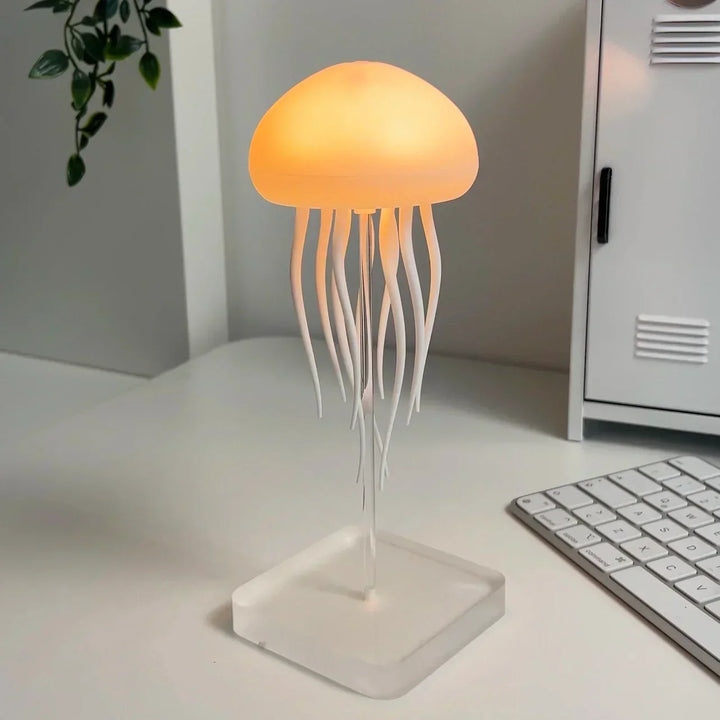 Lisslune | JellyJive - Lamp with dancing jellyfish