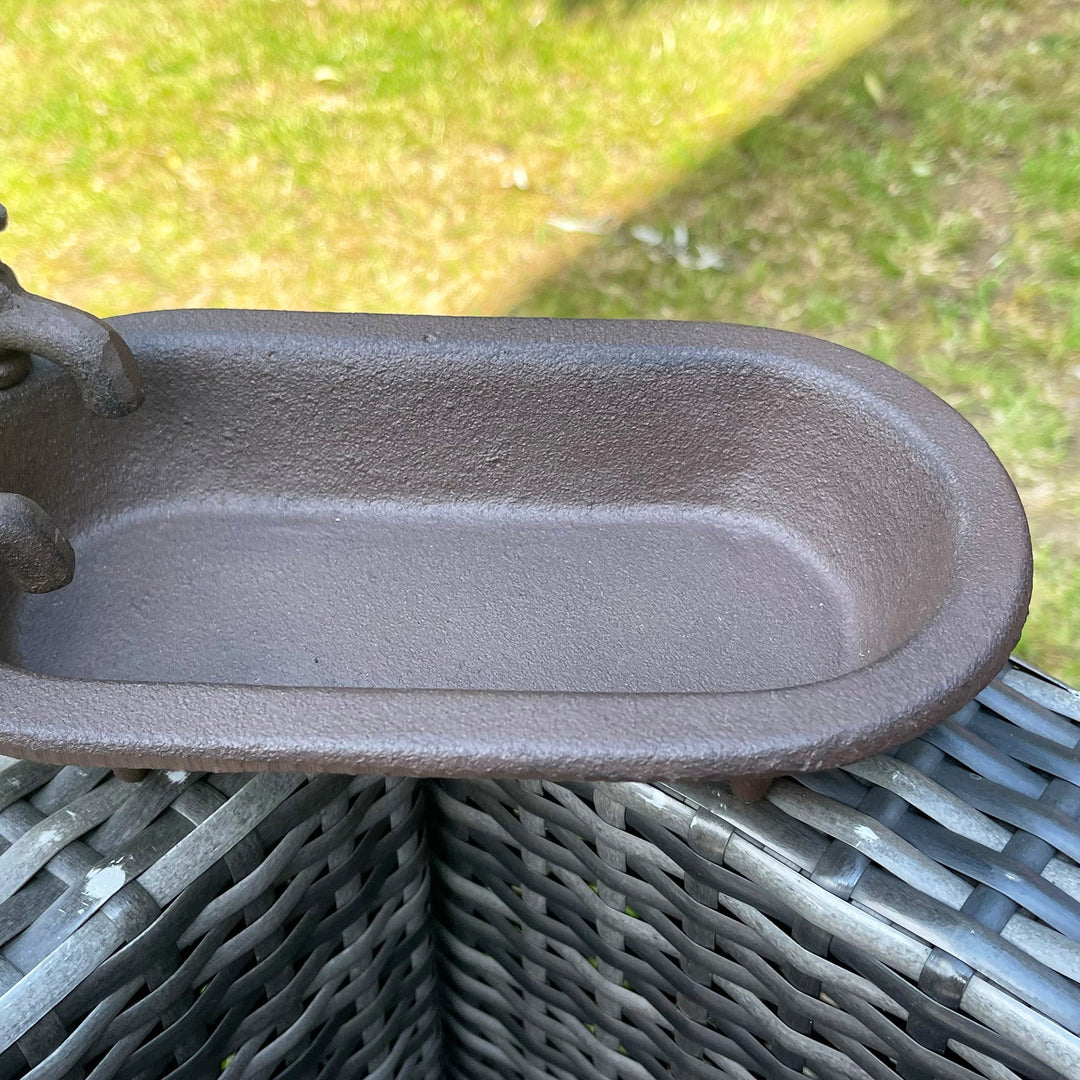 Lisslune | Bath Tub Cast Iron Garden Bird Feeder