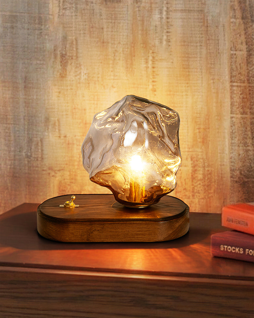 Lisslune | RusticLume – Amber Glass and Wooden Table Lamp