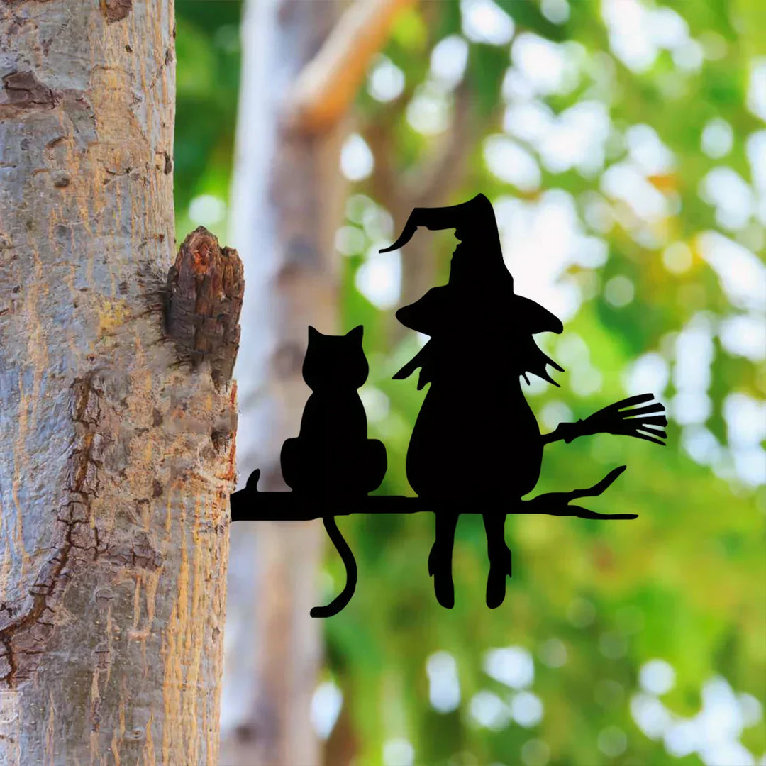 Lisslune | Metal art | Witch and cat garden decoration