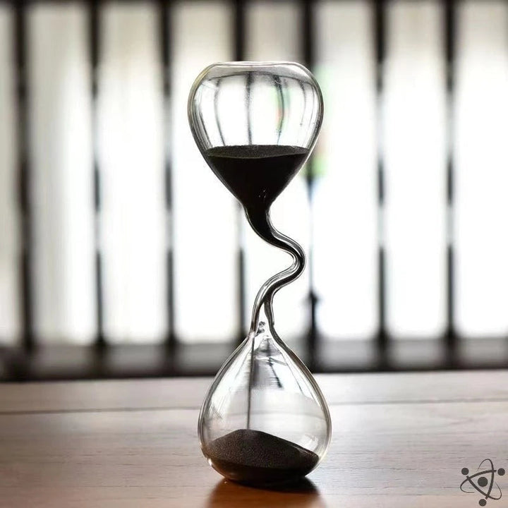 Lisslune | Irregular Hourglass