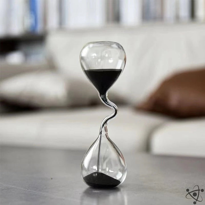 Lisslune | Irregular Hourglass
