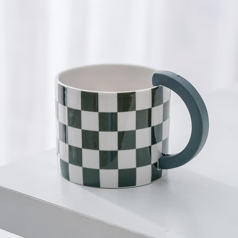 Lisslune | Creative checkered mug