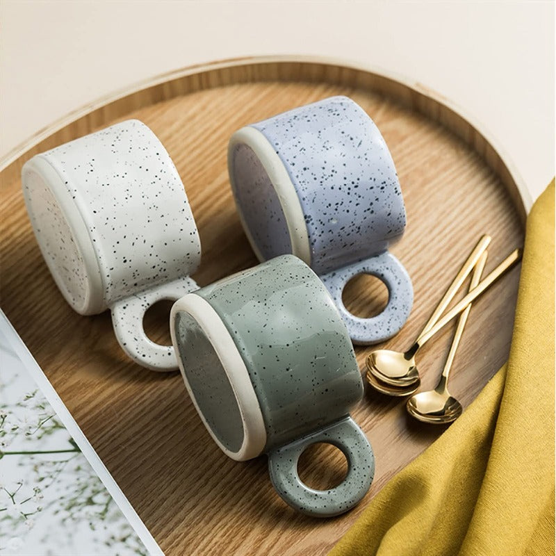 Lisslune | Mug with ink dots in Pinterest style