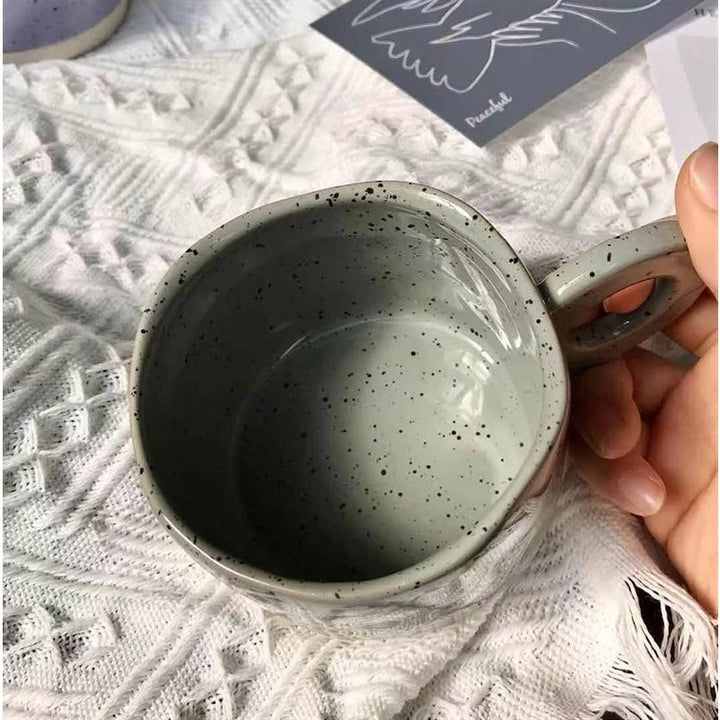 Lisslune | Mug with ink dots in Pinterest style