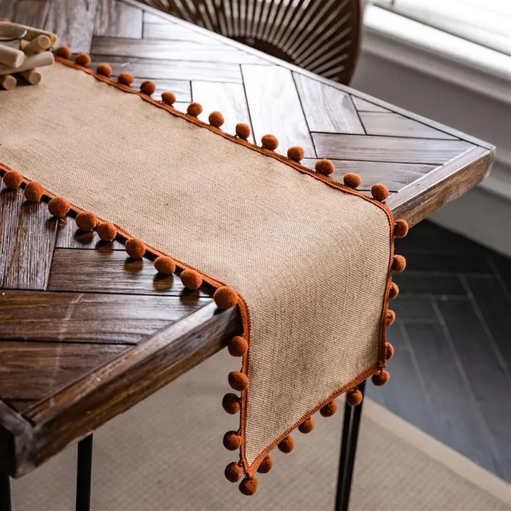 Lisslune | Jute Bohemian Pom-Pom Table Runner