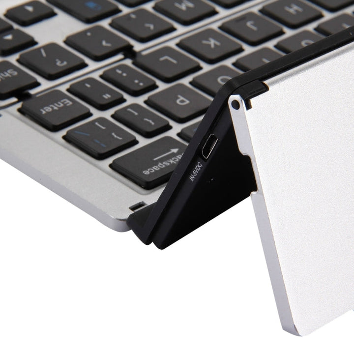 Lisslune | F18 Ultra-slim Rechargeable Foldable 58-Key Bluetooth Wireless Keyboard with Holder (Silver)