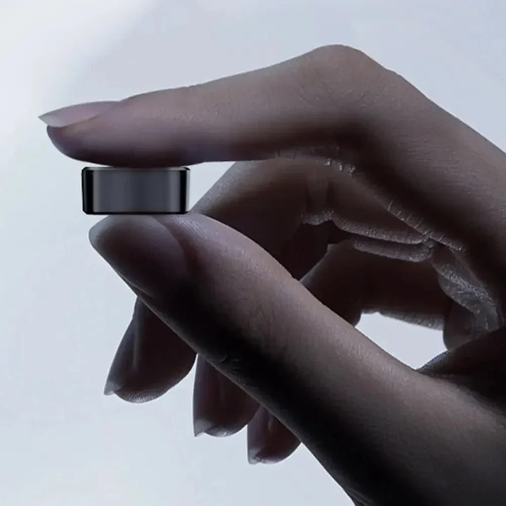 Lisslune | Mini GPS Tracker for Children | Real-Time Tracking, Virtual Fence & Peace of Mind for Parents