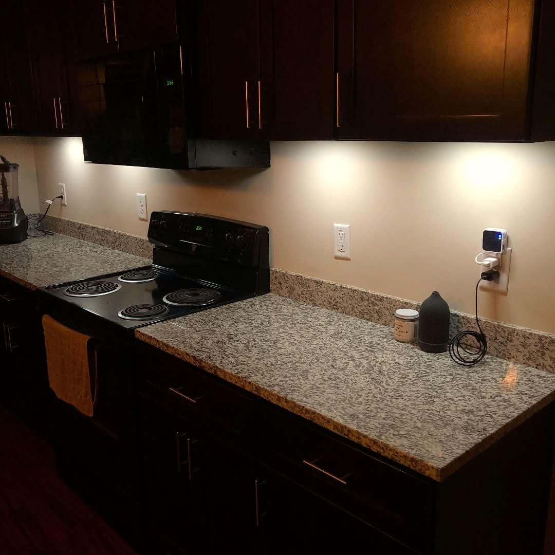 Lisslune | SmartHome - LED strip motion sensor wireless - No hassle with cables