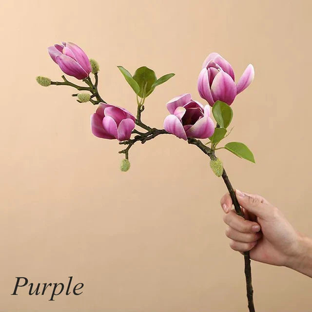 Lisslune | BlijftBloei – Atmospheric Art Branch with Realistic Magnolia Flowers