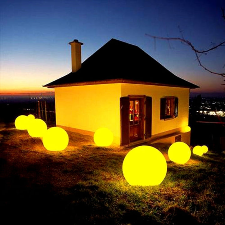 Lisslune | LEH-42321 40cm Round Ball Solar Power Lamp, Floating Garden Color Changing LED Light with 0.7W Monocrystalline Silicon Solar Panel & Remote Control (White)