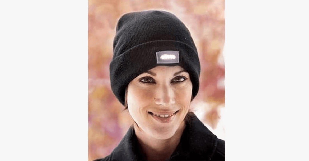 Lisslune | LED Flash Beanie – Take your flashlight everywhere!