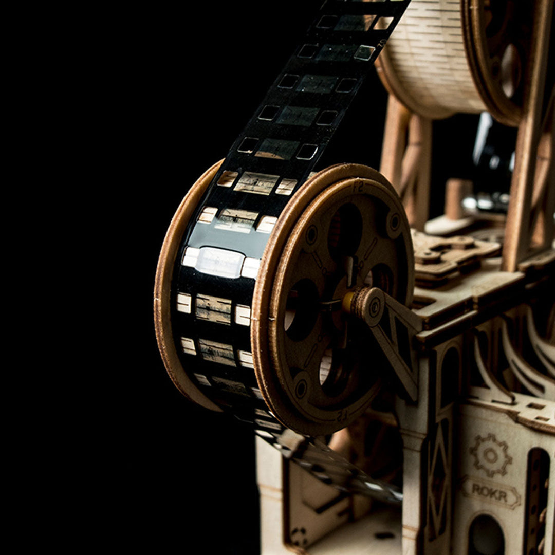 Lisslune | Vitascope | Film projector