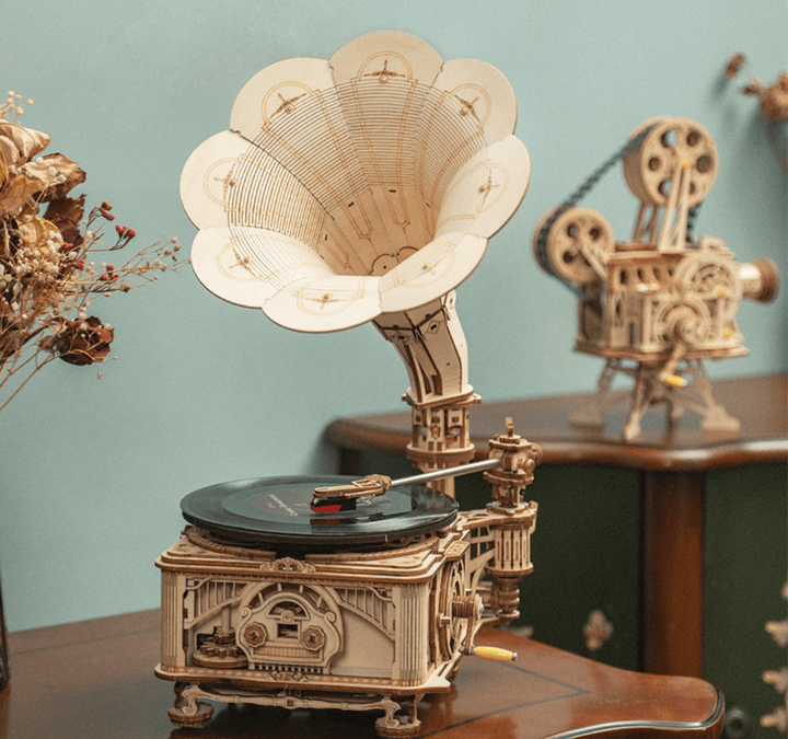 Lisslune | Retro Gramophone