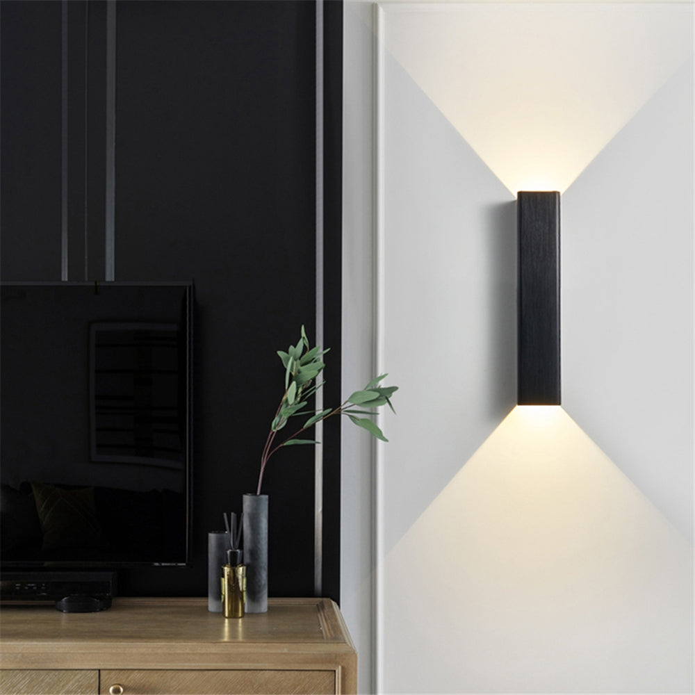 Lisslune | BeamLuxe – Sleek Outdoor Lamp for Contemporary Spaces