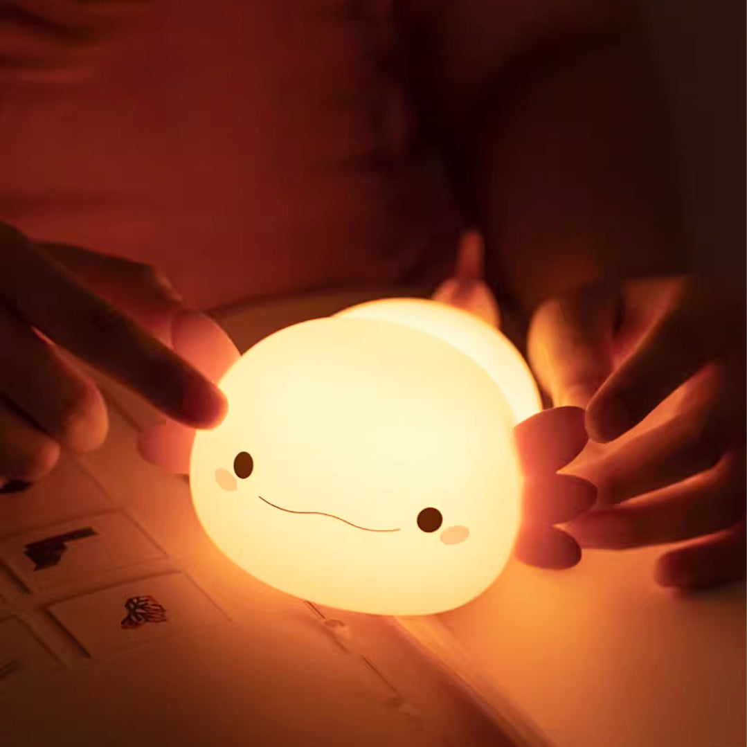 Lisslune | Fujio The Axolotl Nightstand Lamp