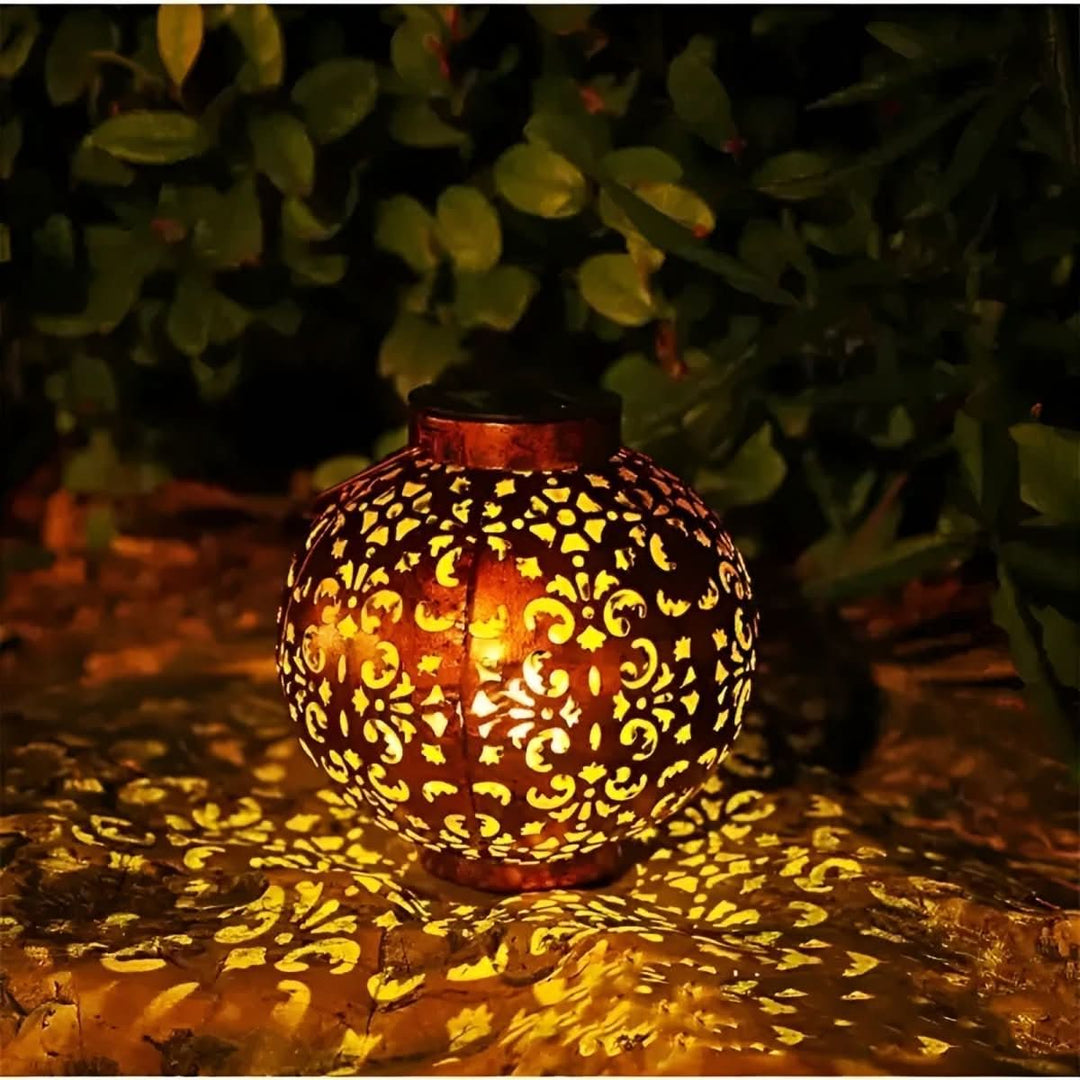 Lisslune | Vintage Solar Garden Light for Timeless Elegance