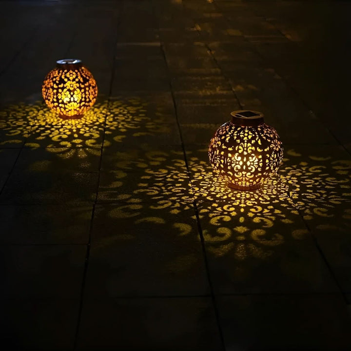 Lisslune | Vintage Solar Garden Light for Timeless Elegance