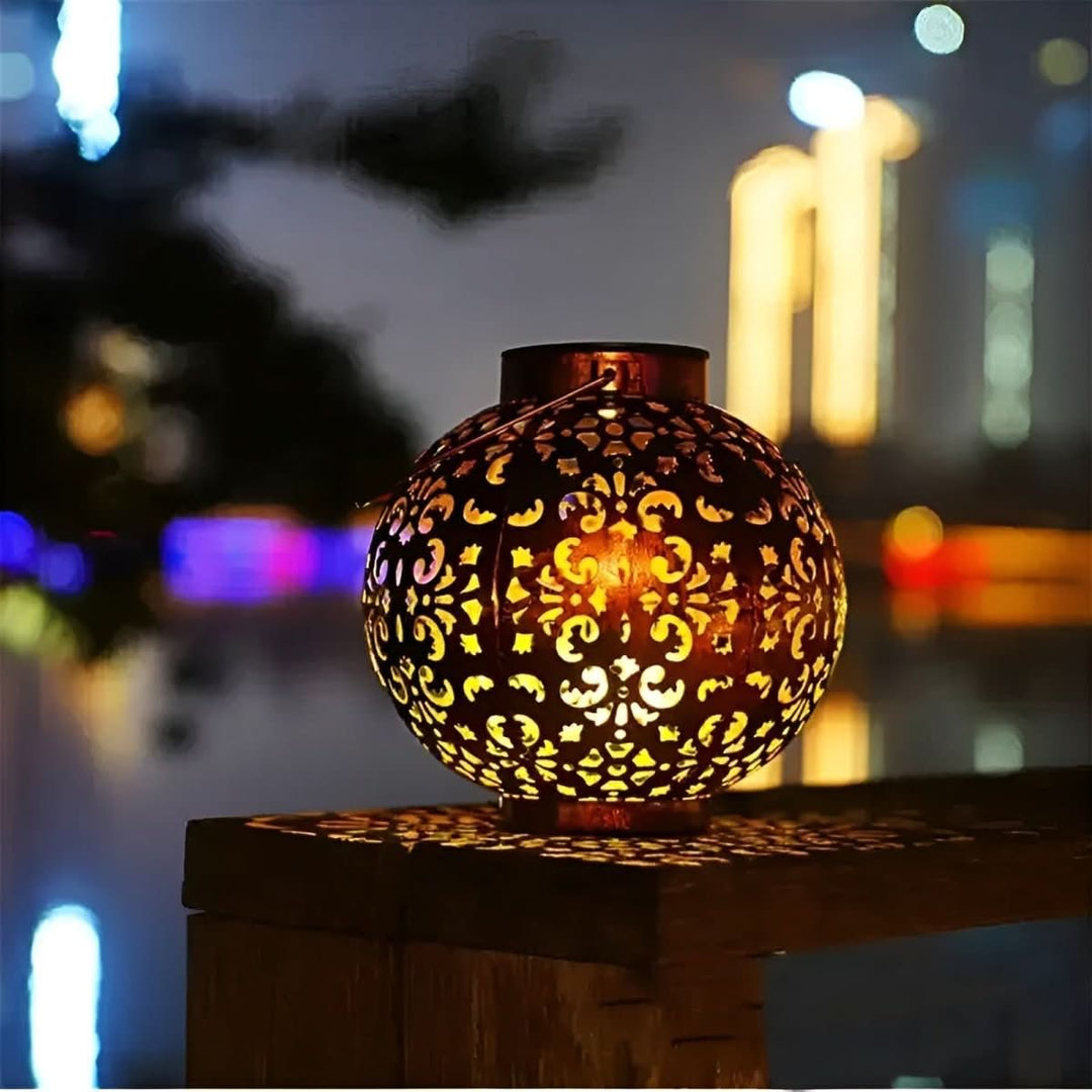 Lisslune | Vintage Solar Garden Light for Timeless Elegance