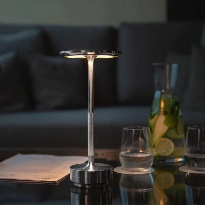 Lisslune | LED table lamp with dimmable mood light & modern design