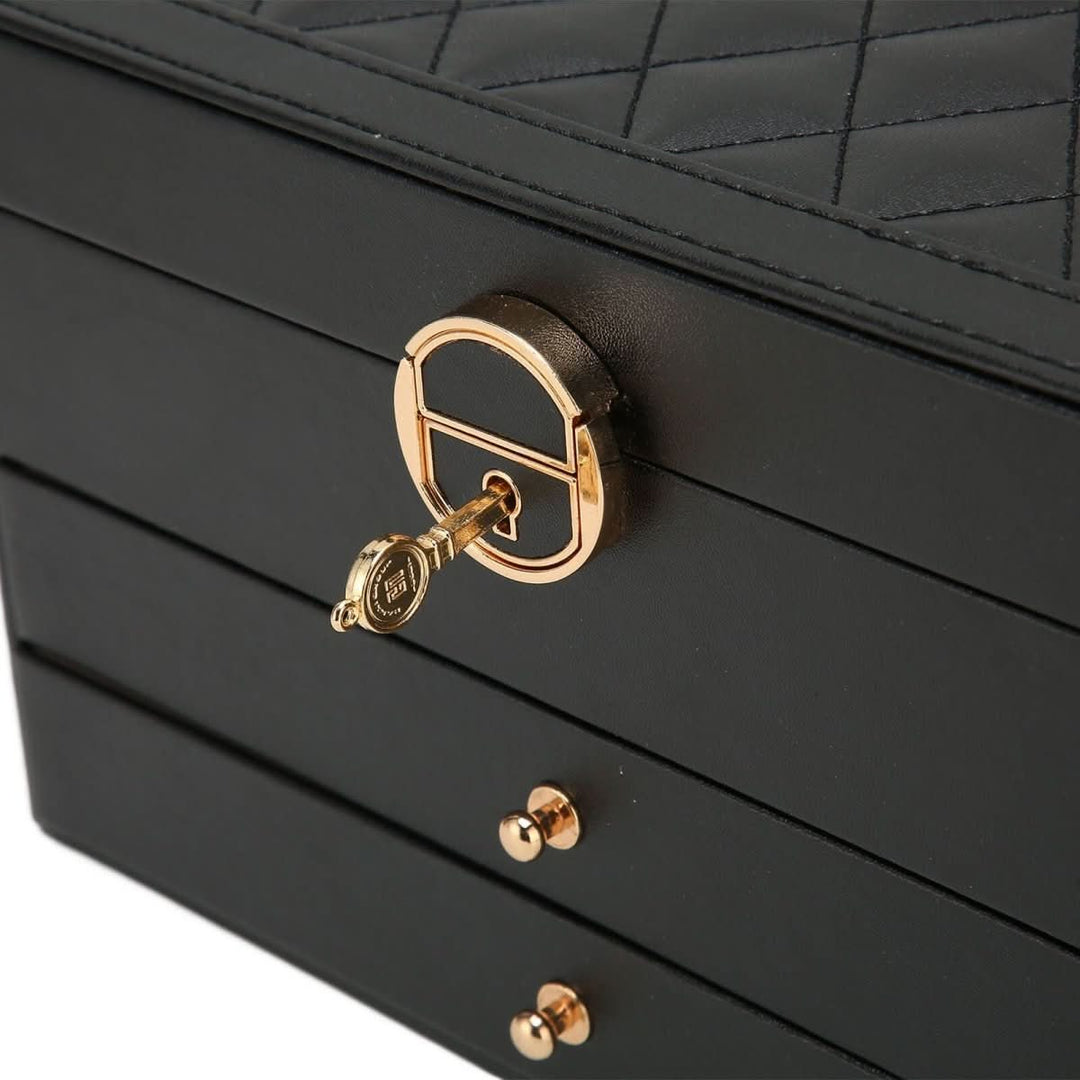 Lisslune | Elegant jewelry box made of leather for stylish storage