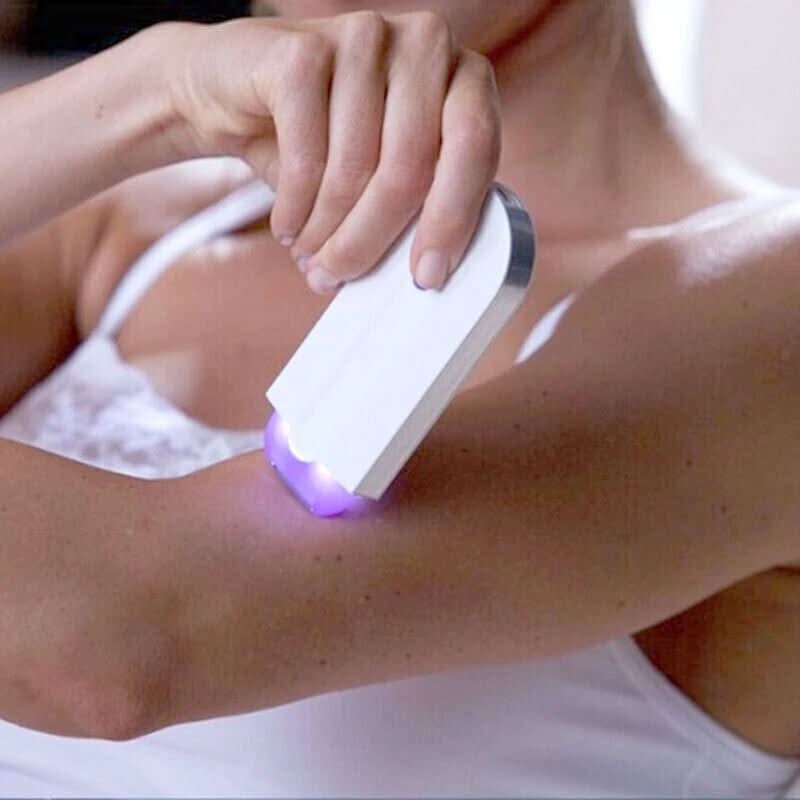 Lisslune | Women's razor for pain-free hair removal & smooth skin