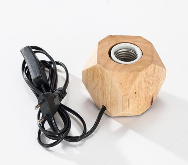 Lisslune | Beamly - stylish and functional bedside lamp