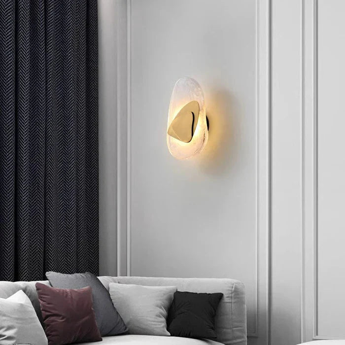 Lisslune | LumaCraft Modern LED Wall Light - elegant glass design