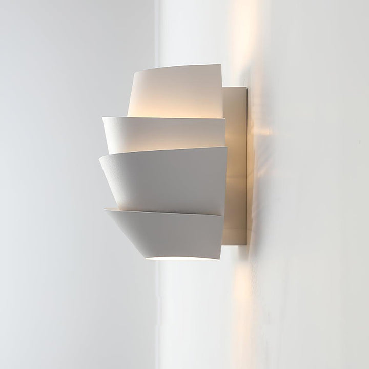 Lisslune | SoleilGlow – French Sunlight-Inspired Wall Lamp for Radiant Spaces