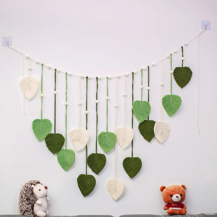 Lisslune | Leaf-Themed Macrame Wall Decor
