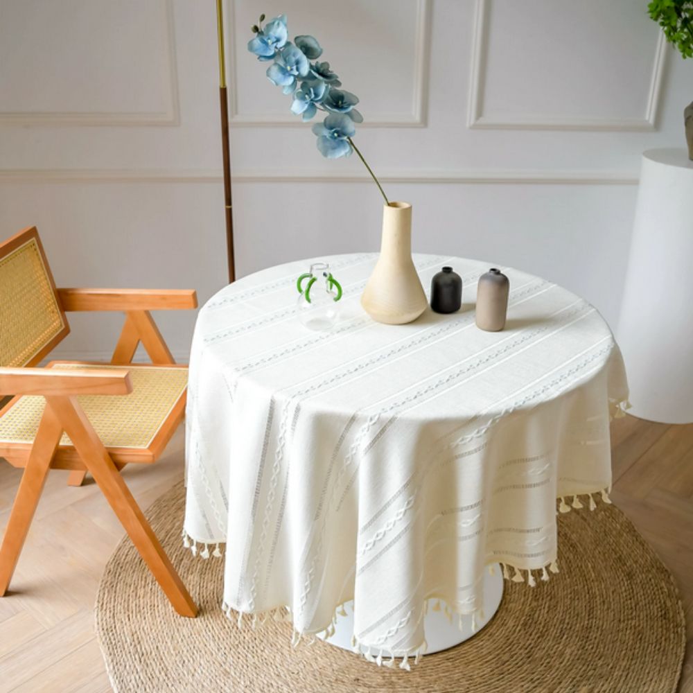 Lisslune | Leafline Embroidered Round Tablecloth