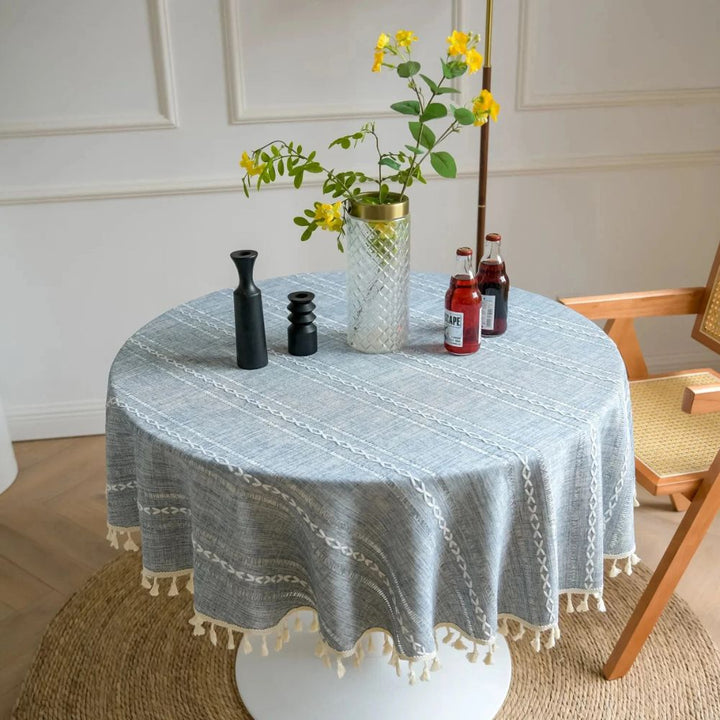 Lisslune | Leafline Embroidered Round Tablecloth