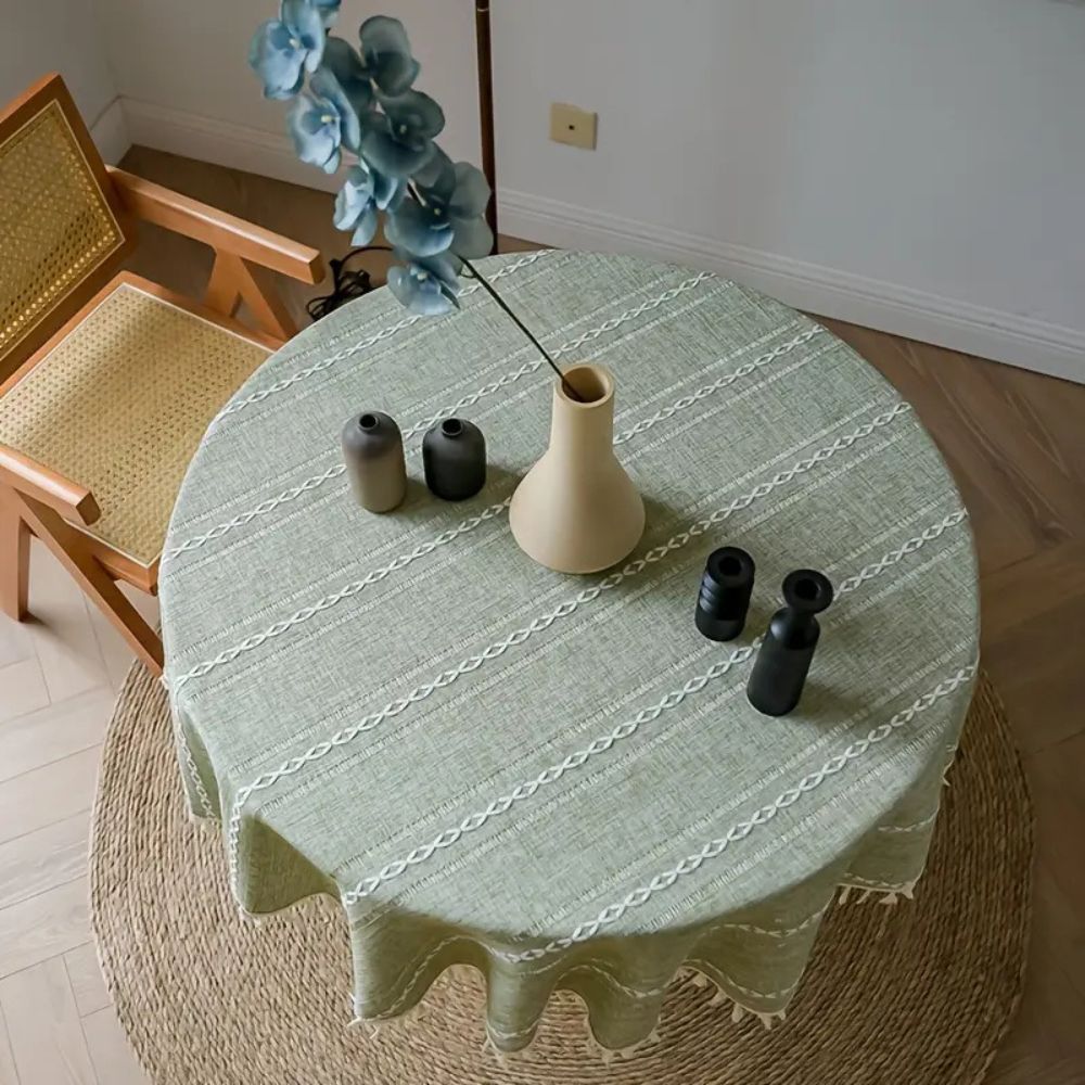 Lisslune | Leafline Embroidered Round Tablecloth