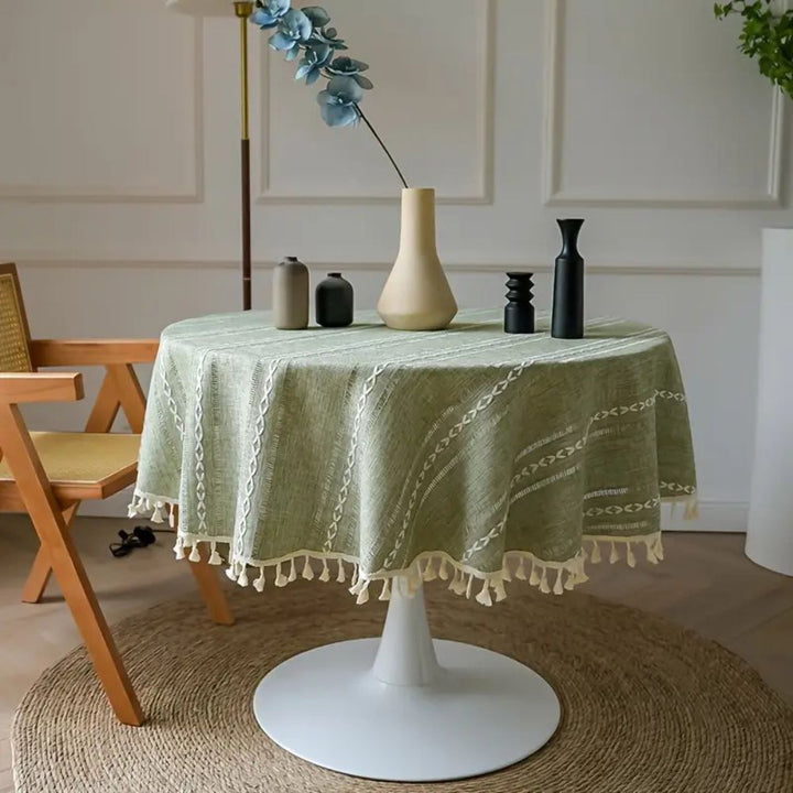 Lisslune | Leafline Embroidered Round Tablecloth
