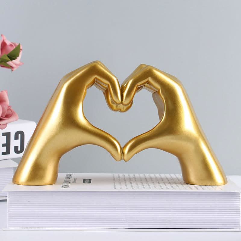 Lisslune | Handmade decorative figure made of wood for a loving home