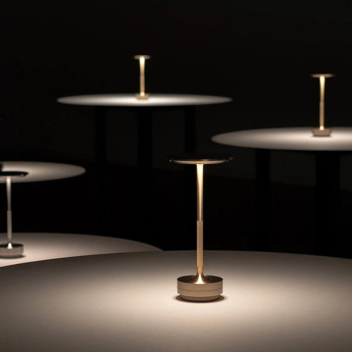 Lisslune | Lunox LED Rechargeable Desk Lamp