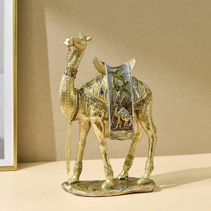 Lisslune | Desert Majesty Camel Figure – Decorated Saddle and Elegant Craftsmanship