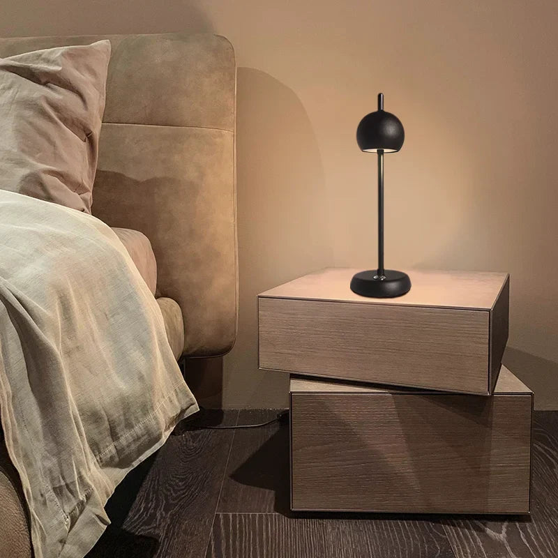 Lisslune | LumiGlow Flexible LED Table Lamp – Elegant and Rechargeable Lighting