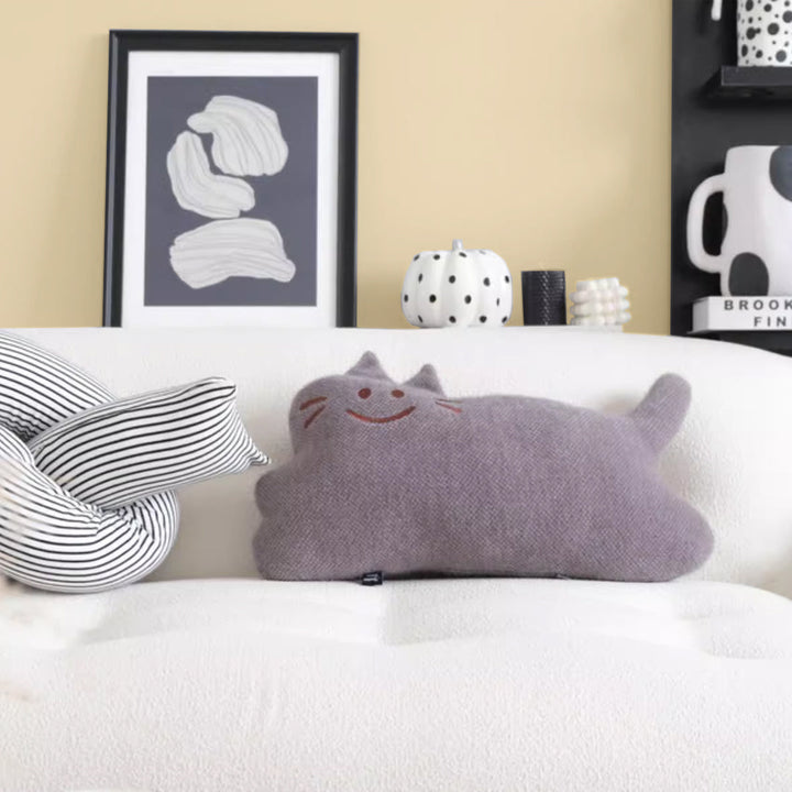 Lisslune | Cuddly Cat Pillow
