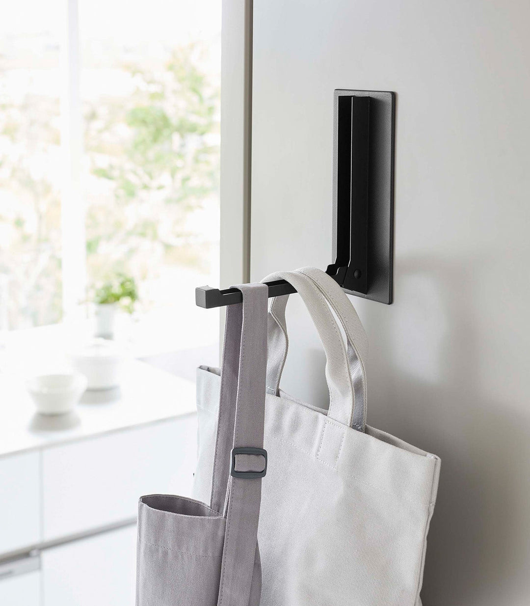 Lisslune | Magnetic Folding Hook - Steel