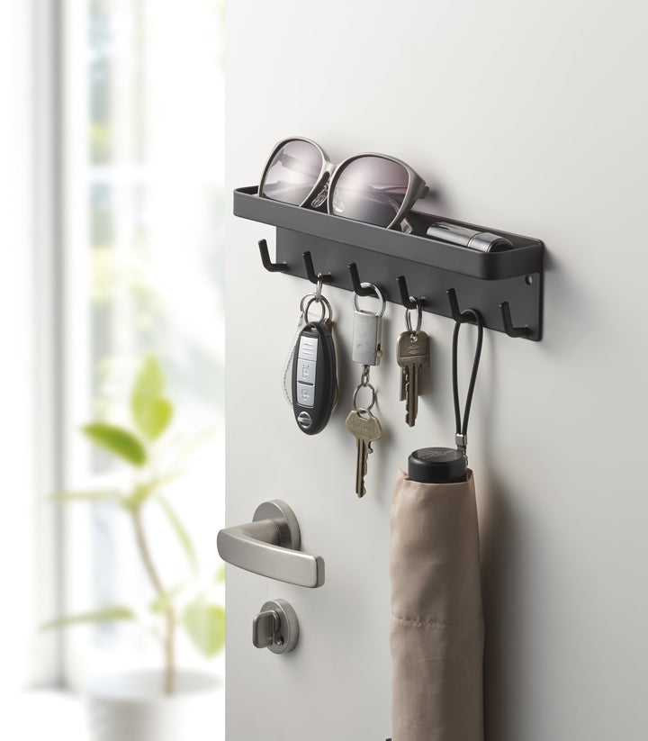 Lisslune | Magnetic Key Holder - Steel