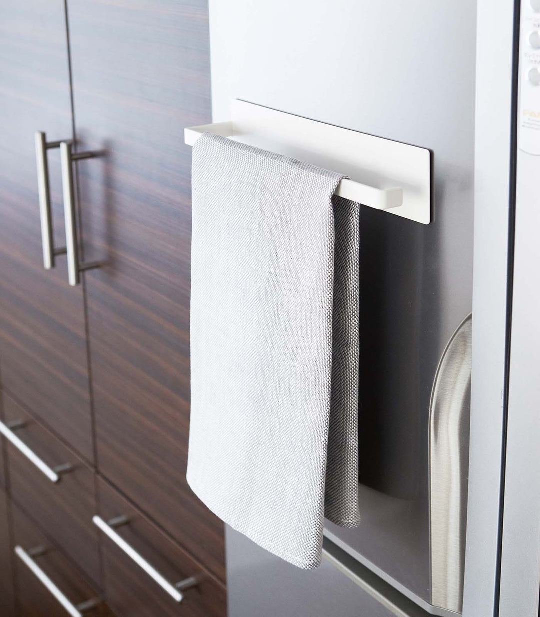 Lisslune | Magnetic Paper Towel Holder - Steel