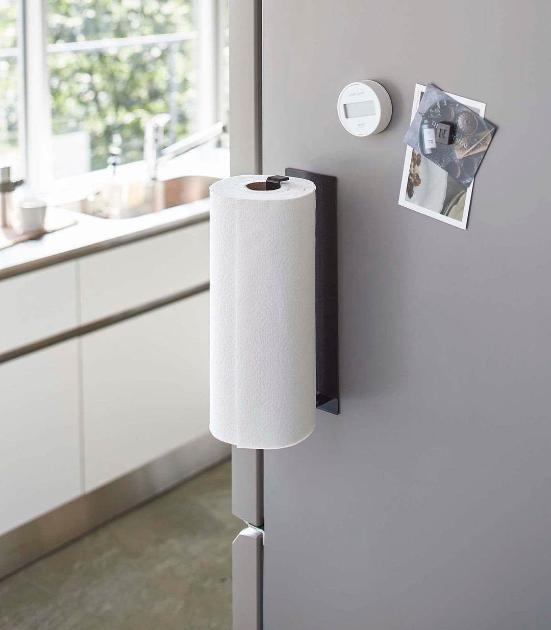 Lisslune | Magnetic Paper Towel Holder - Steel