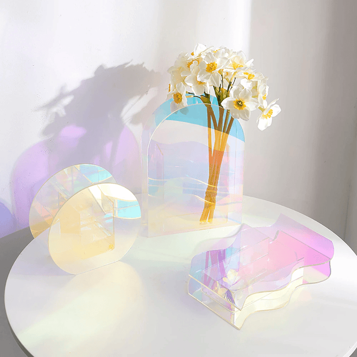 Rynx Aurora Acrylic Vase