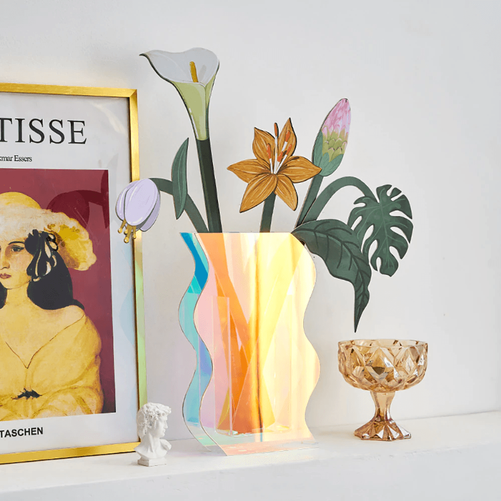 Rynx Aurora Acrylic Vase